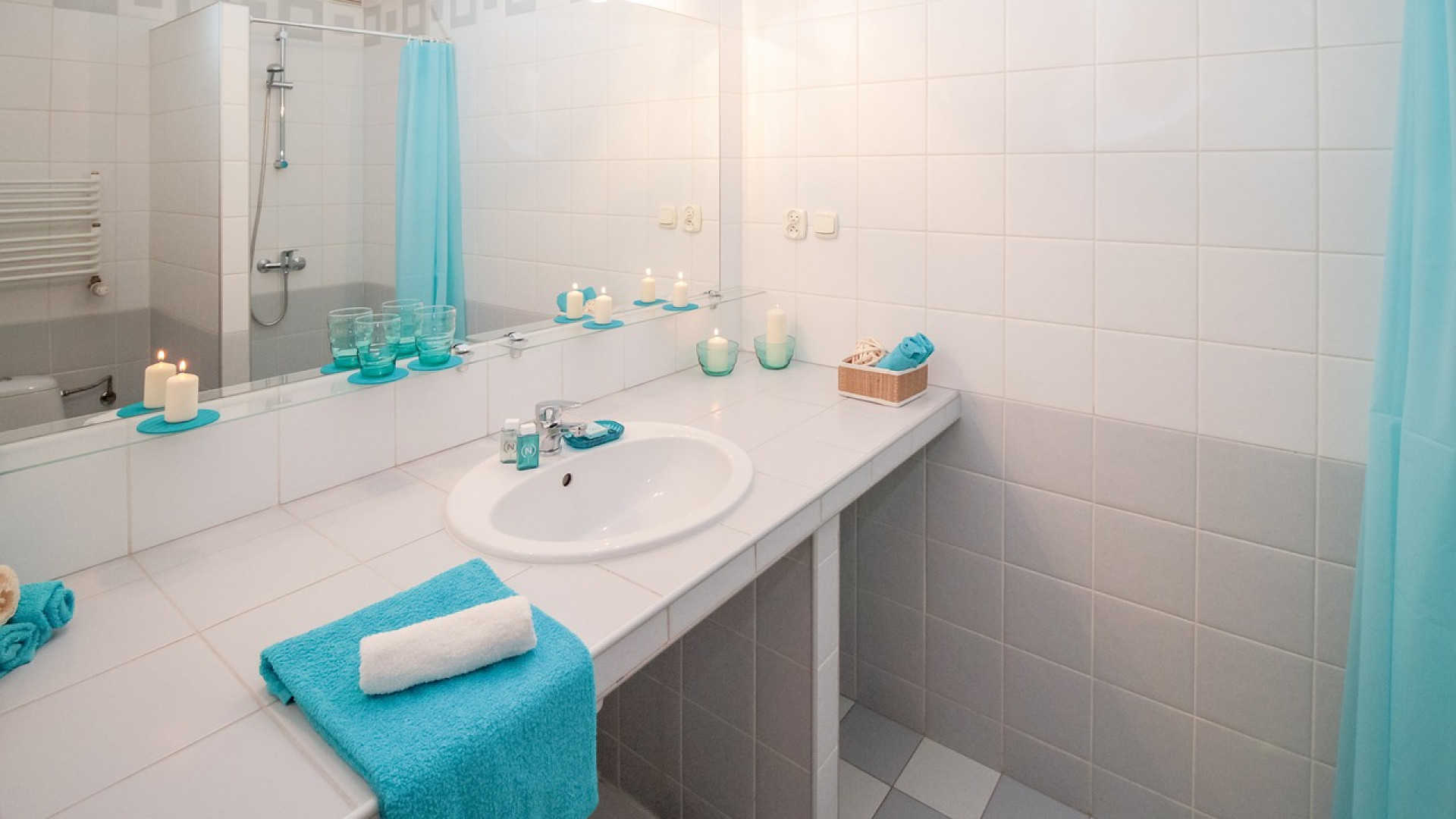 Les avantages des produits naturels d’entretien pour salle de bain